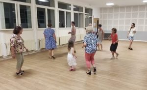 Danse en ligne fin de soiréée
